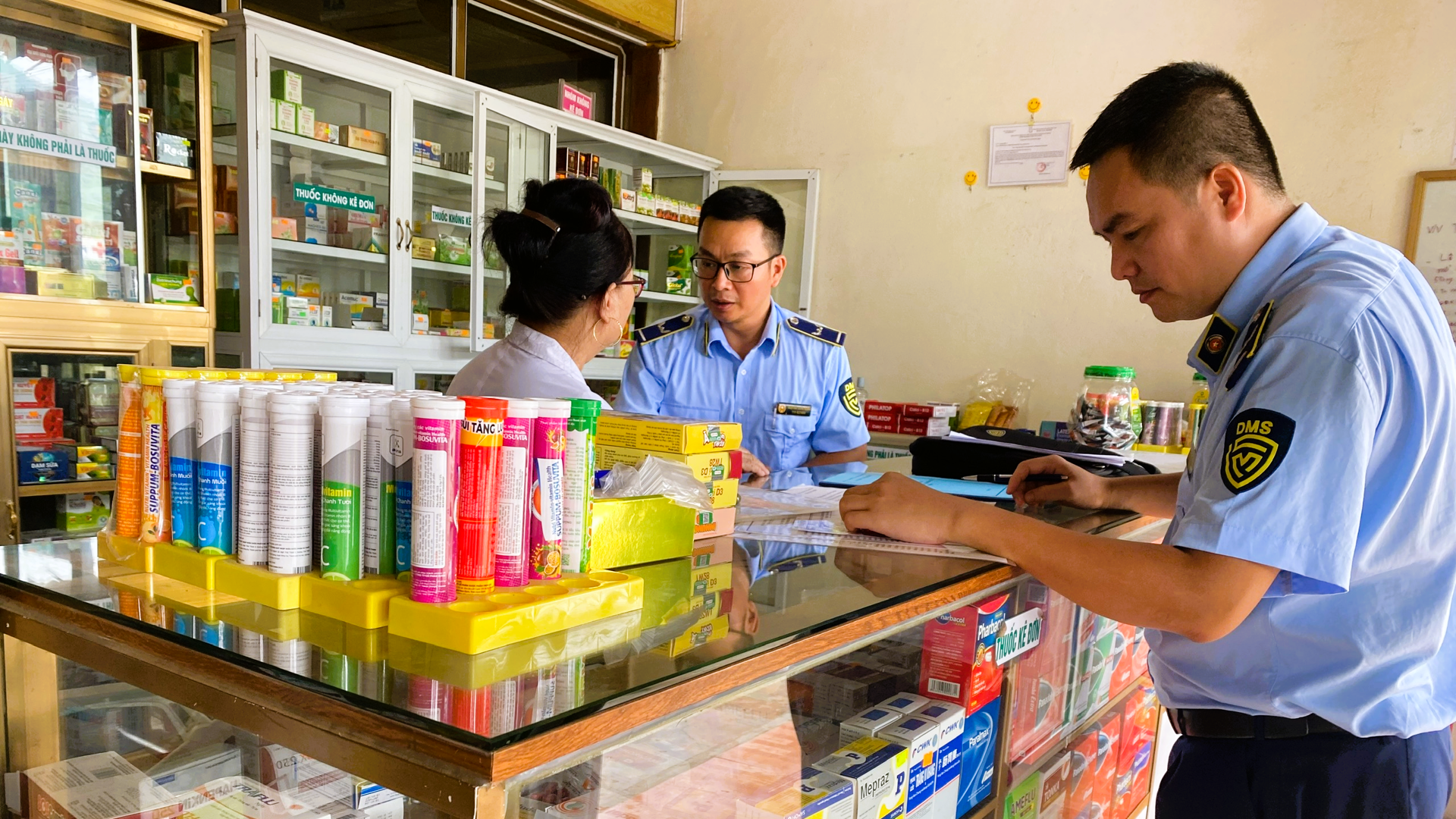 Gian lận thương mại giảm, hàng giả gia tăng: những thách thức mới trong quản lý thị trường tại Lào Cai