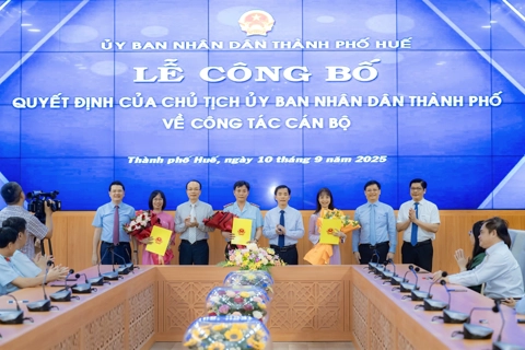 Huế bổ nhiệm hàng loạt cán bộ sở, ngành
