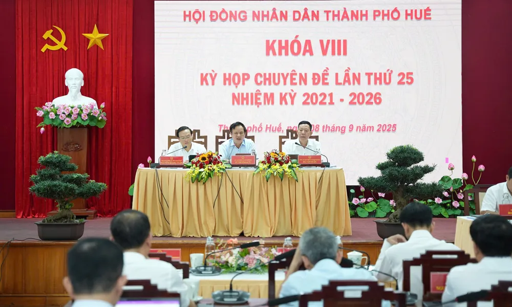 Thành phố Huế: thông qua 22 nghị quyết, tạo động lực mới cho phát triển kinh tế - đô thị
