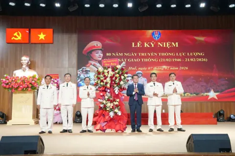 Công an TP Huế kỷ niệm 80 năm Ngày truyền thống lực lượng CSGT