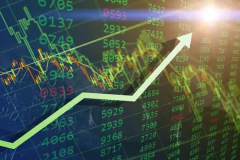 Chứng khoán thế giới khởi sắc đầu năm 2026, kim loại quý duy trì đà tăng mạnh