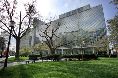 IMF cảnh báo rủi ro dù tăng trưởng toàn cầu duy trì ổn định
