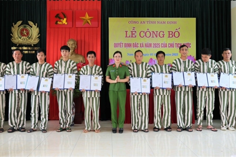 Công an tỉnh Nam Định, Hà Nam công bố quyết định đặc xá của Chủ tịch nước
