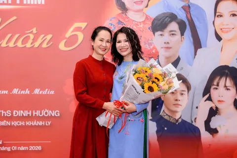 Thạc sĩ Đinh thị Thu Hường – Ceo Nam Minh media “Phim lộc xuân là lời nhắc nhở giá trị văn hóa của người Việt”.