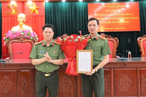 Công bố quyết định bổ nhiệm Thủ trưởng Cơ quan An ninh điều tra Công an tỉnh Nam Định 
