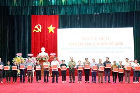Sôi nổi Ngày hội Toàn dân bảo vệ an ninh Tổ quốc tại Ninh Bình