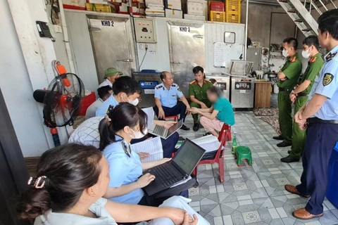 Thái Bình: xử phạt 37 triệu đồng một doanh nghiệp kinh doanh hải sản vi phạm ATTP
