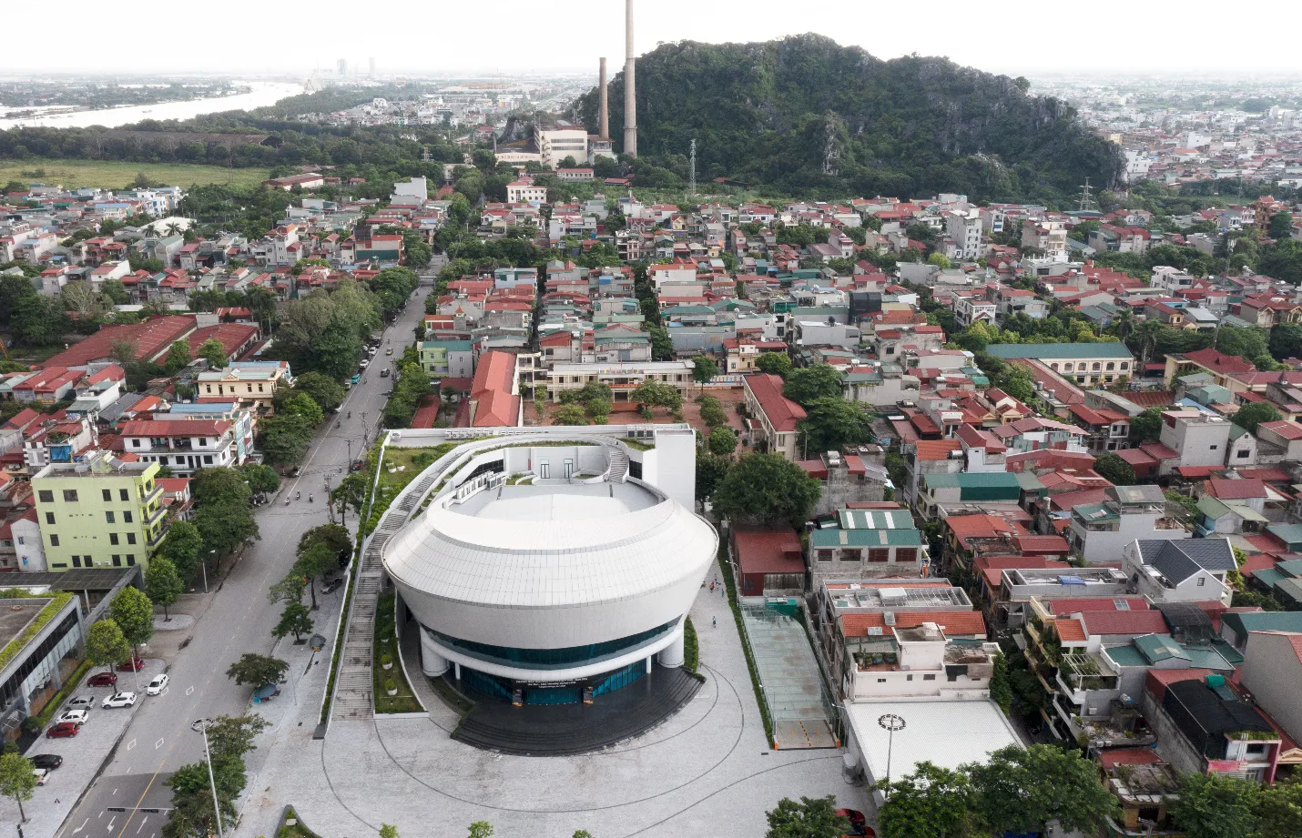 Ninh Bình phấn đấu hoàn thành chỉ tiêu thu ngân sách 2025