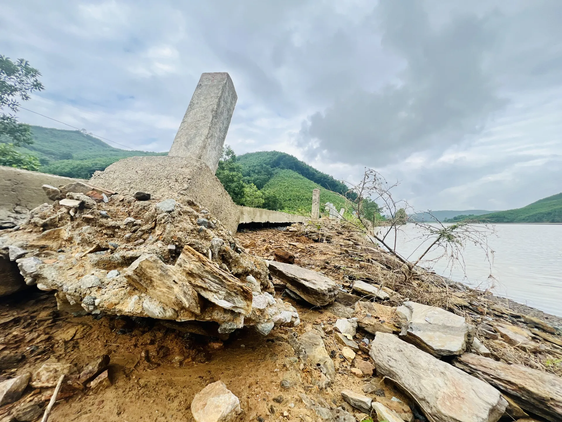 Đà Nẵng đầu tư 18 tỷ đồng khôi phục tuyến giao thông miền núi ĐT615B