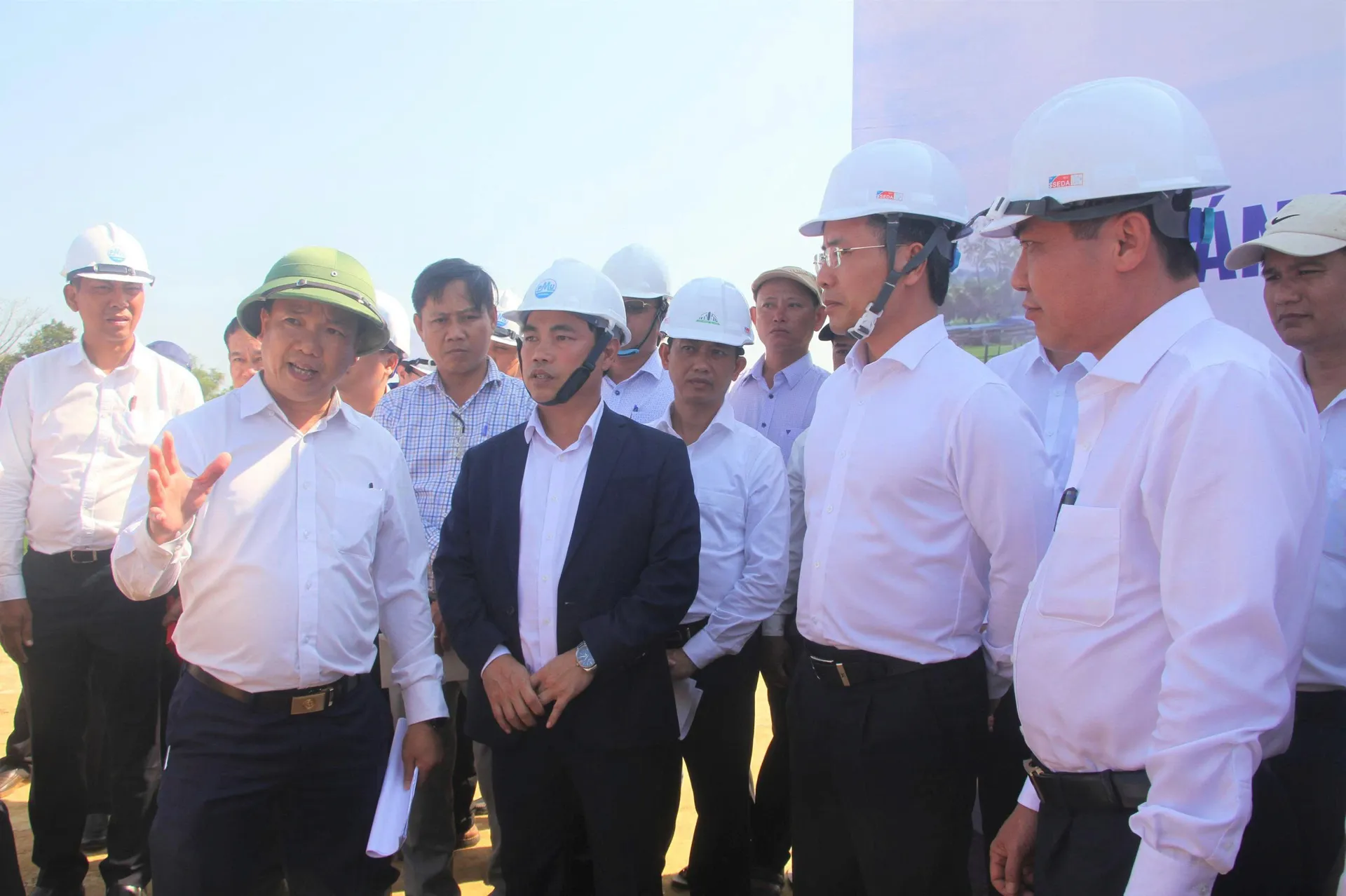 Chủ tịch UBND thành phố Đà Nẵng yêu cầu tăng tốc thi công dự án trọng điểm