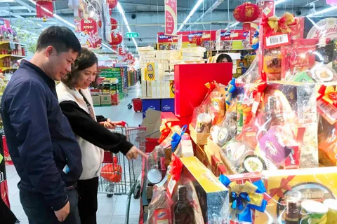 Xu hướng mua sắm Tết 2026: Người tiêu dùng chuộng sản phẩm an toàn, chất lượng