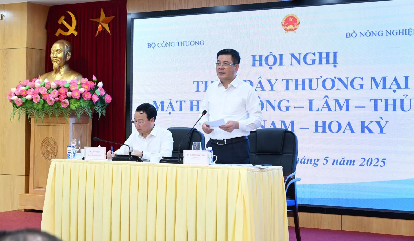 Hai Bộ bàn giải pháp nâng kim ngạch nhập khẩu nông lâm thuỷ sản của Mỹ
