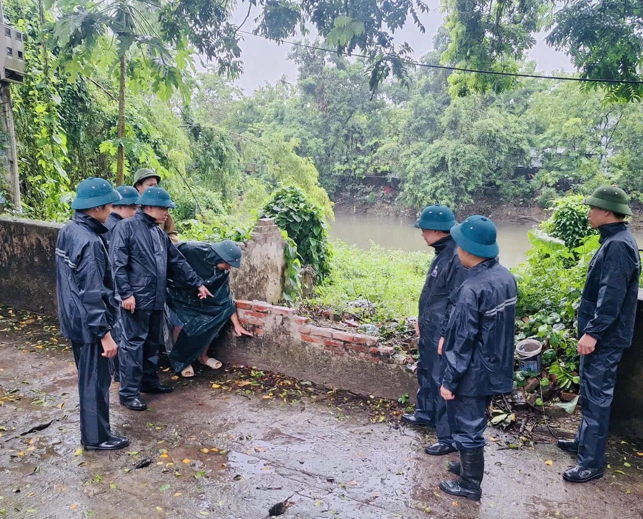 Xã Tam Hưng: sẵn sàng ứng phó với bão số 3