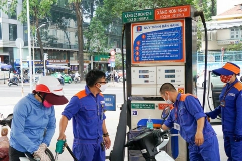 Giá xăng đồng loạt giảm nhẹ từ chiều ngày 17/7