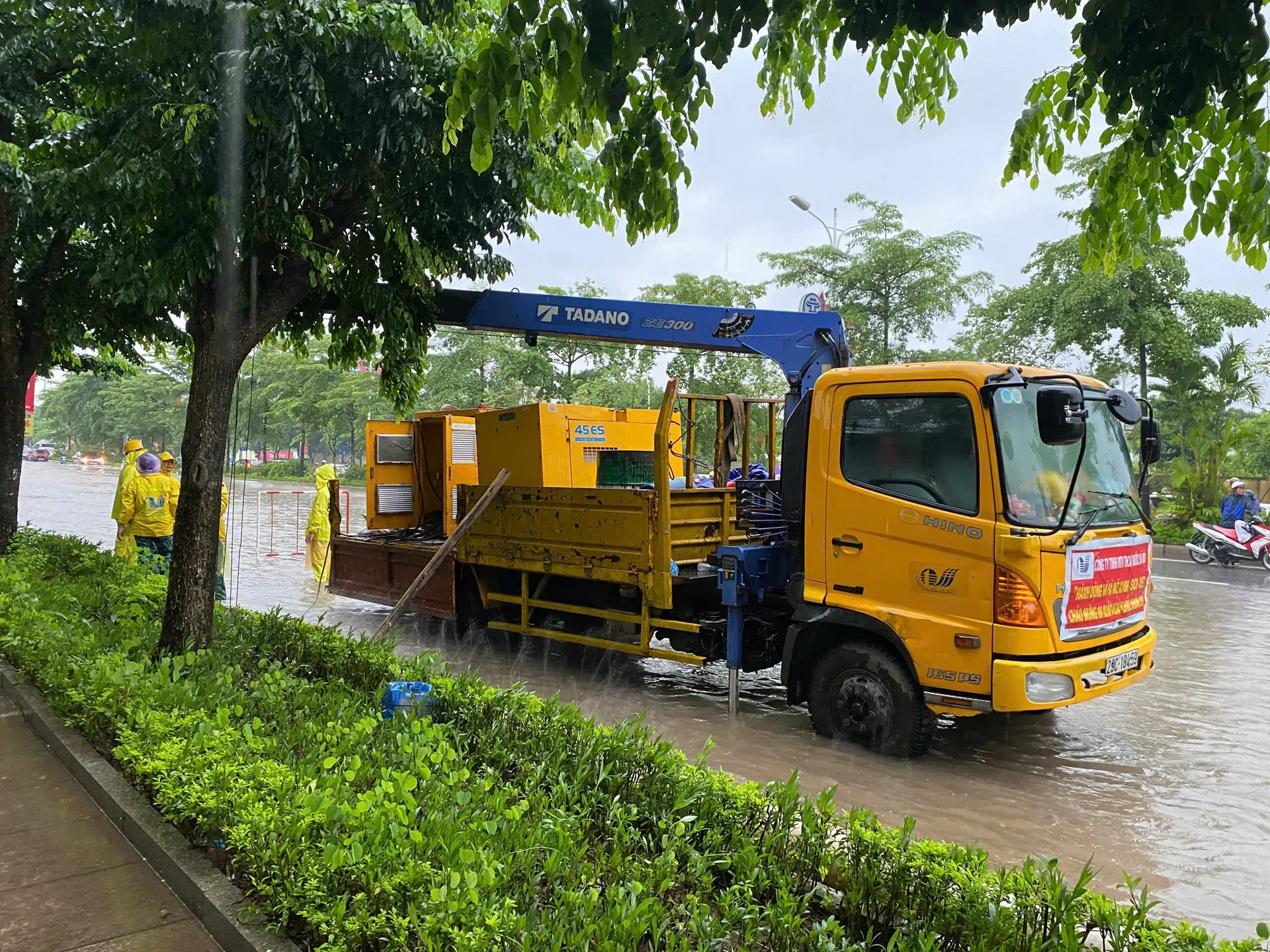 Góc nhìn khách quan về mưa ngập bất thường tại Hà Nội