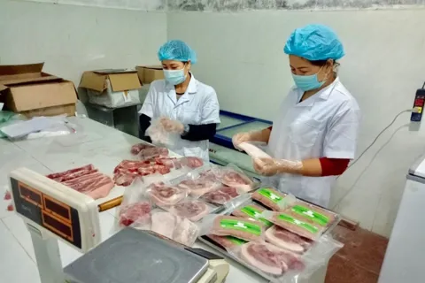 Siết kiểm soát chuỗi rau, thịt tại Hà Nội 