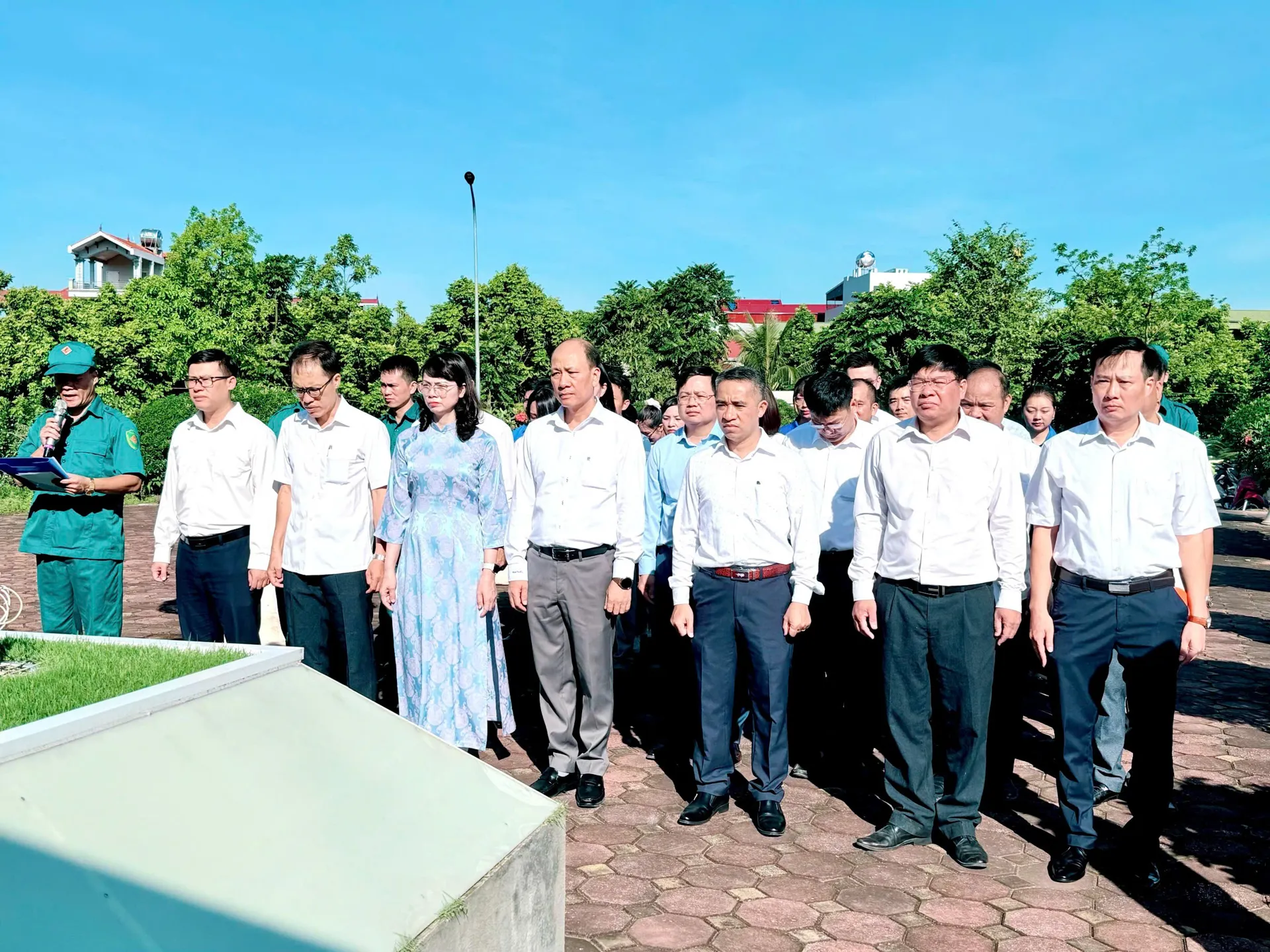 Xã Nam Phù: dâng hương tưởng niệm các tiền bối cách mạng, Anh hùng liệt sĩ trước thềm Đại hội Đảng bộ xã lần thứ nhất