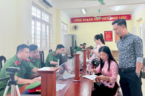 Xã Nam Phù: nỗ lực đảm bảo tiến độ, chất lượng trong chuẩn hóa dữ liệu đảng viên