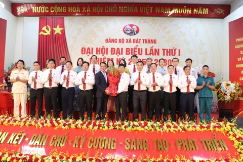 Khơi dậy khát vọng, xây dựng xã Bát Tràng phát triển toàn diện, bền vững