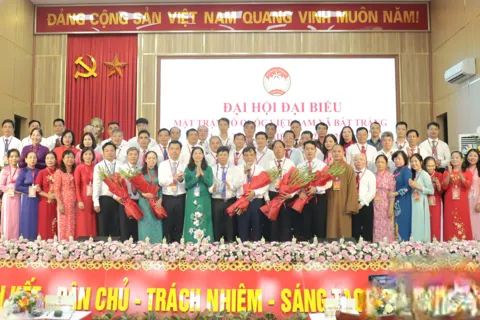 Đại hội đại biểu Ủy ban MTTQ Việt Nam xã Bát Tràng lần thứ I, nhiệm kỳ 2025-2030 thành công tốt đẹp