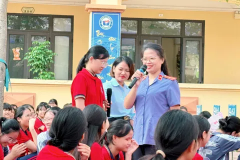 Xã Nam Phù: truyền thông pháp luật bảo vệ trẻ em – ngăn ngừa tội phạm vị thành niên trong kỷ nguyên số