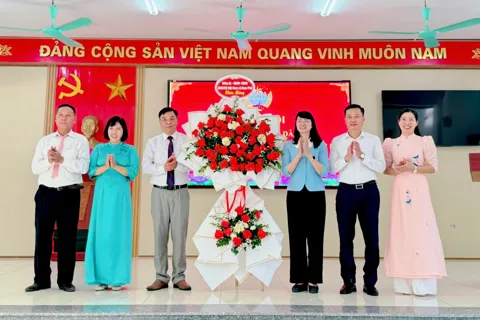 Lan tỏa sức mạnh tại Ngày hội Đại đoàn kết toàn dân tộc thôn 1 Vạn Phúc, xã Nam Phù