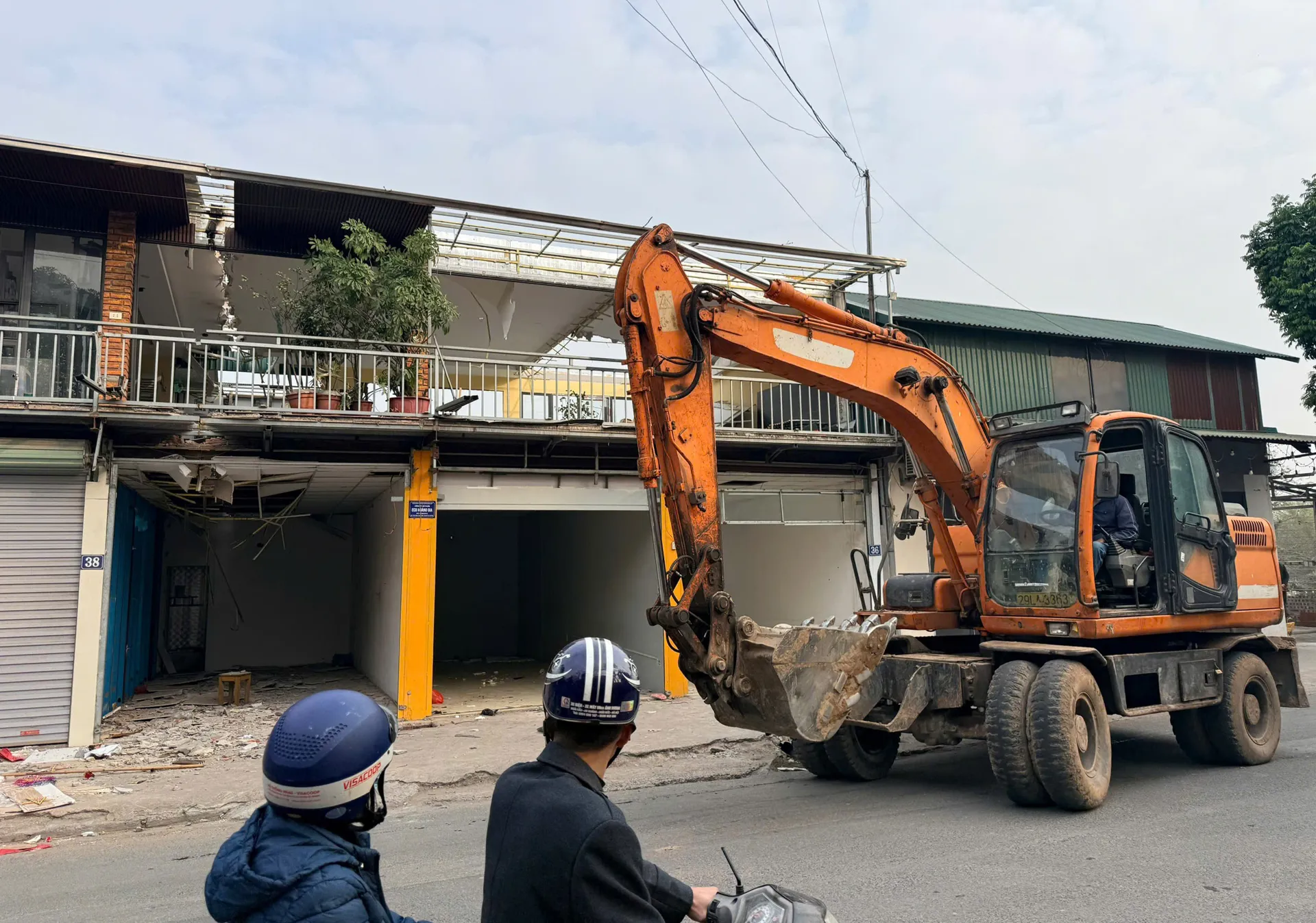 Xã Ngọc Hồi: hoàn thành đợt cưỡng chế các công trình vi phạm đất đai, trật tự xây dựng