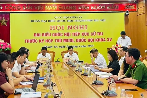 Đoàn ĐBQH TP Hà Nội tiếp xúc cử tri 14 xã, phường