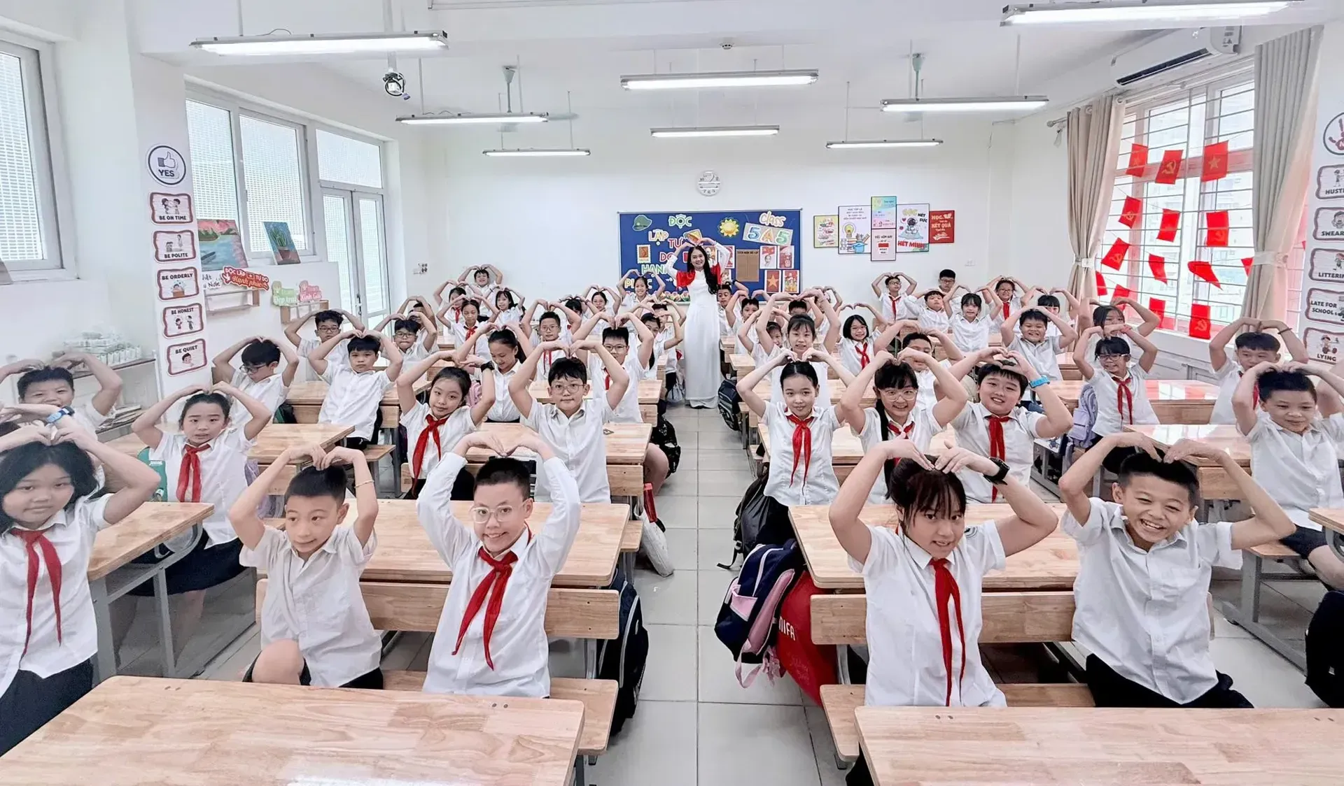Sau vụ việc học sinh bạo lực cô giáo: Nguyện vọng tha thiết của ngành giáo dục