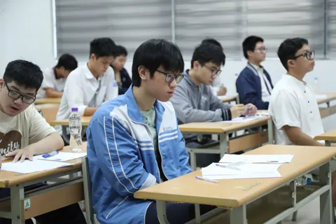 Môn thứ 3 - kỳ thi lớp 10: Đến lúc cần một lựa chọn thống nhất