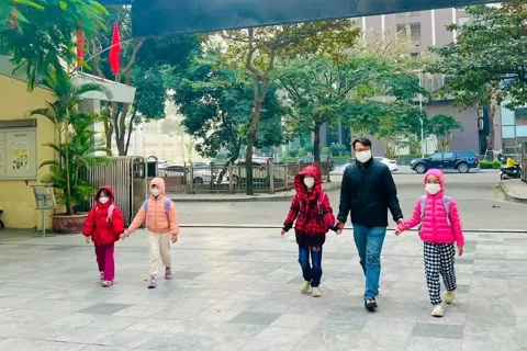 Hà Nội: Trường học điều chỉnh thời gian học phù hợp trong những ngày rét đậm, rét hại
