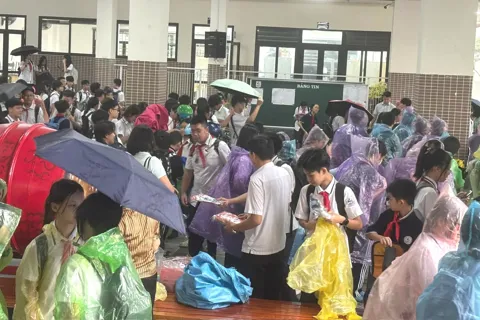 Học sinh Hà Nội được nghỉ học ngày mai (1/10)
