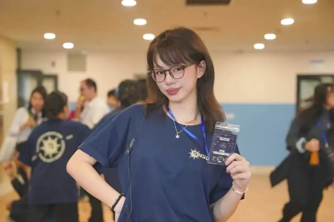 Nữ sinh Hà Nội đạt học bổng toàn phần RMIT