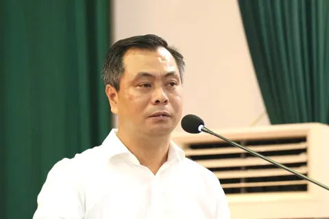 Hiệu trưởng Trường Cao đẳng Du lịch Hà Nội đối thoại về chi trả tiền hỗ trợ A80 cho sinh viên