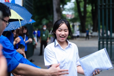 Hà Nội: chính thức công bố điểm chuẩn lớp 10 năm học 2025 - 2026