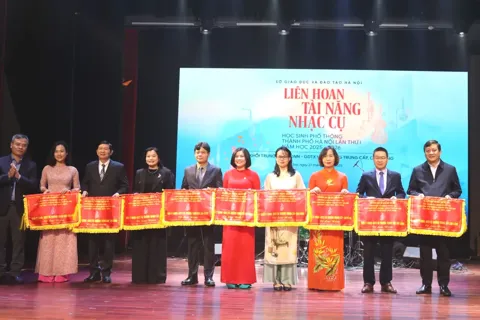 Hà Nội: khối giáo dục thường xuyên mở màn liên hoan tài năng nhạc cụ học sinh