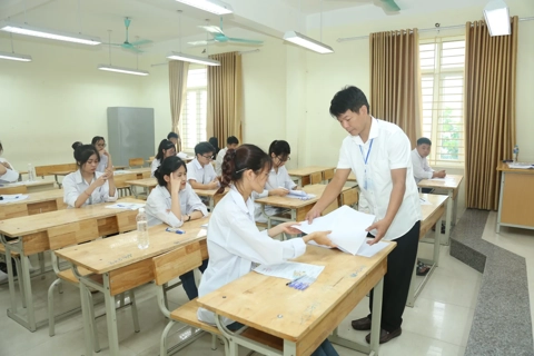 Kỳ thi tốt nghiệp THPT 2025: quy định cụ thể về 3 đối tượng được miễn thi