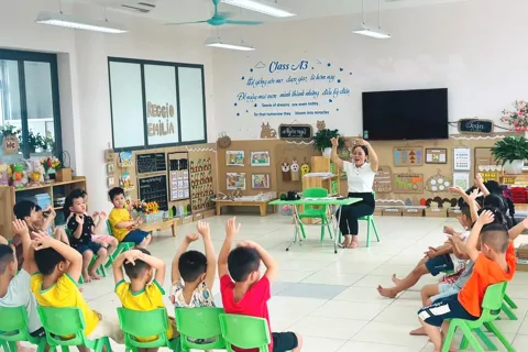 Quy định mới về tiền lương dạy thêm giờ với giáo viên trường công lập