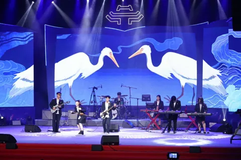 Hà Nội đẩy mạnh giáo dục âm nhạc trong đời sống học đường