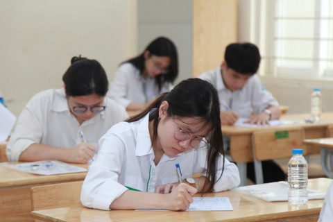 Hà Nội: không có thí sinh vi phạm Quy chế tại buổi thi môn Ngữ văn