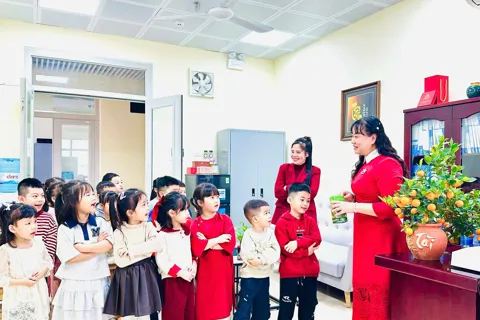 Hơn 2.900 trường học Hà Nội rộn ràng đón học sinh trở lại sau Tết