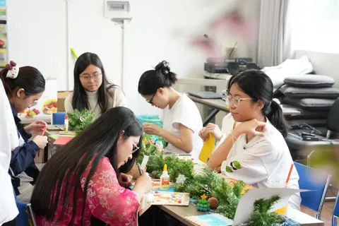 Sinh viên được hỗ trợ tìm việc làm thêm phù hợp chuyên môn đào tạo