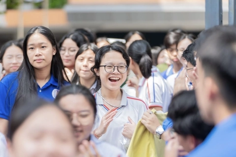 Hà Nội có 8/12 môn thi lọt tốp dẫn đầu toàn quốc tại kỳ thi tốt nghiệp THPT 2025