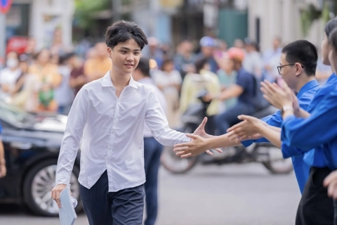Điểm danh 10 tỉnh có điểm trung bình môn thi và số điểm 10 cao nhất