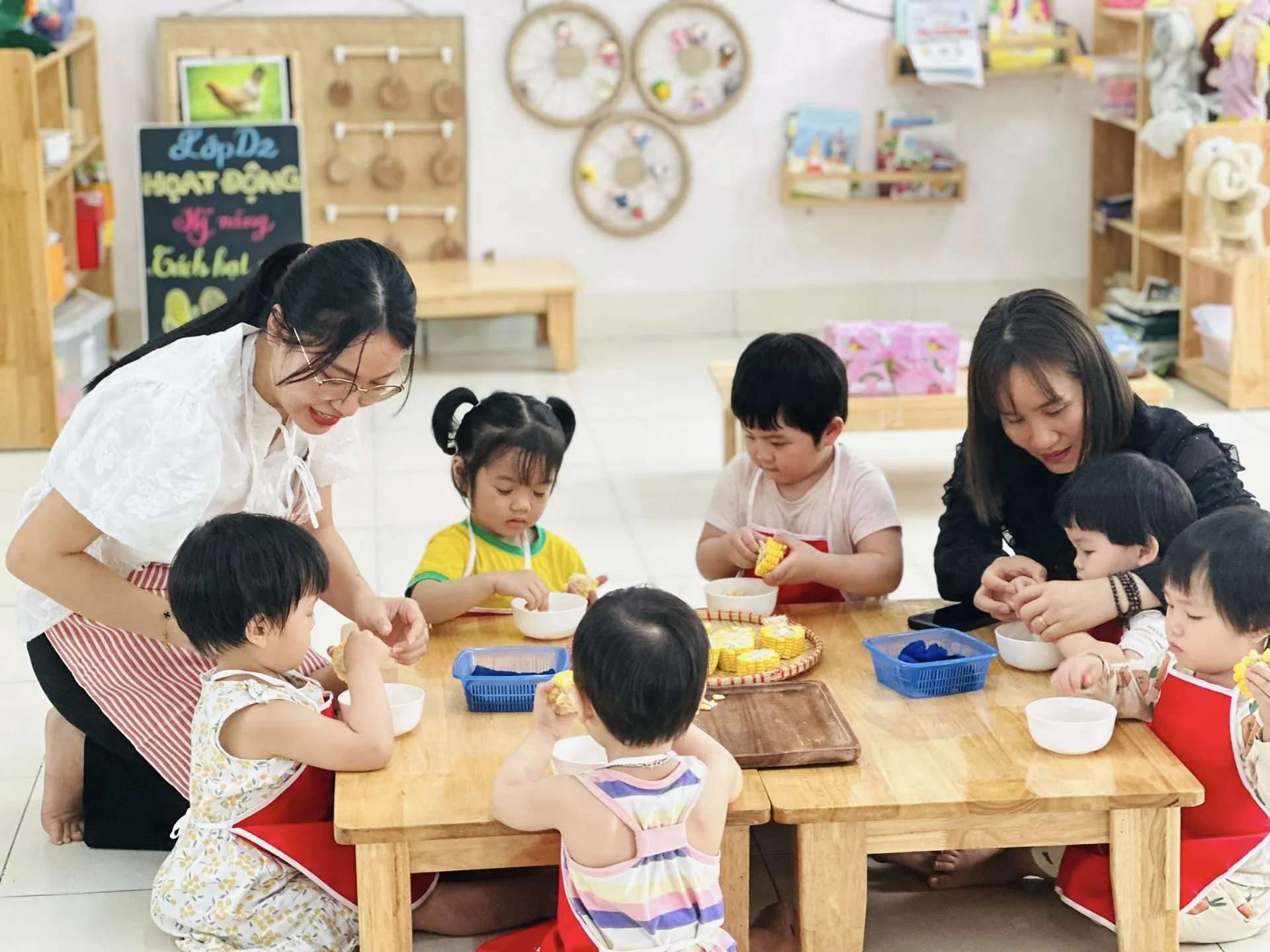 Đề xuất tăng ưu đãi cho giáo viên mầm non, nhân viên trường học