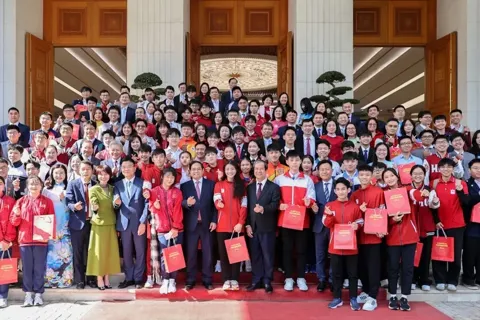 Khẩn trương xây dựng Đề án phát hiện và bồi dưỡng nhân tài trẻ Việt Nam