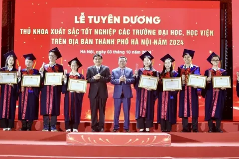 Hà Nội: sắp diễn ra Lễ tuyên dương thủ khoa xuất sắc tốt nghiệp đại học năm 2025