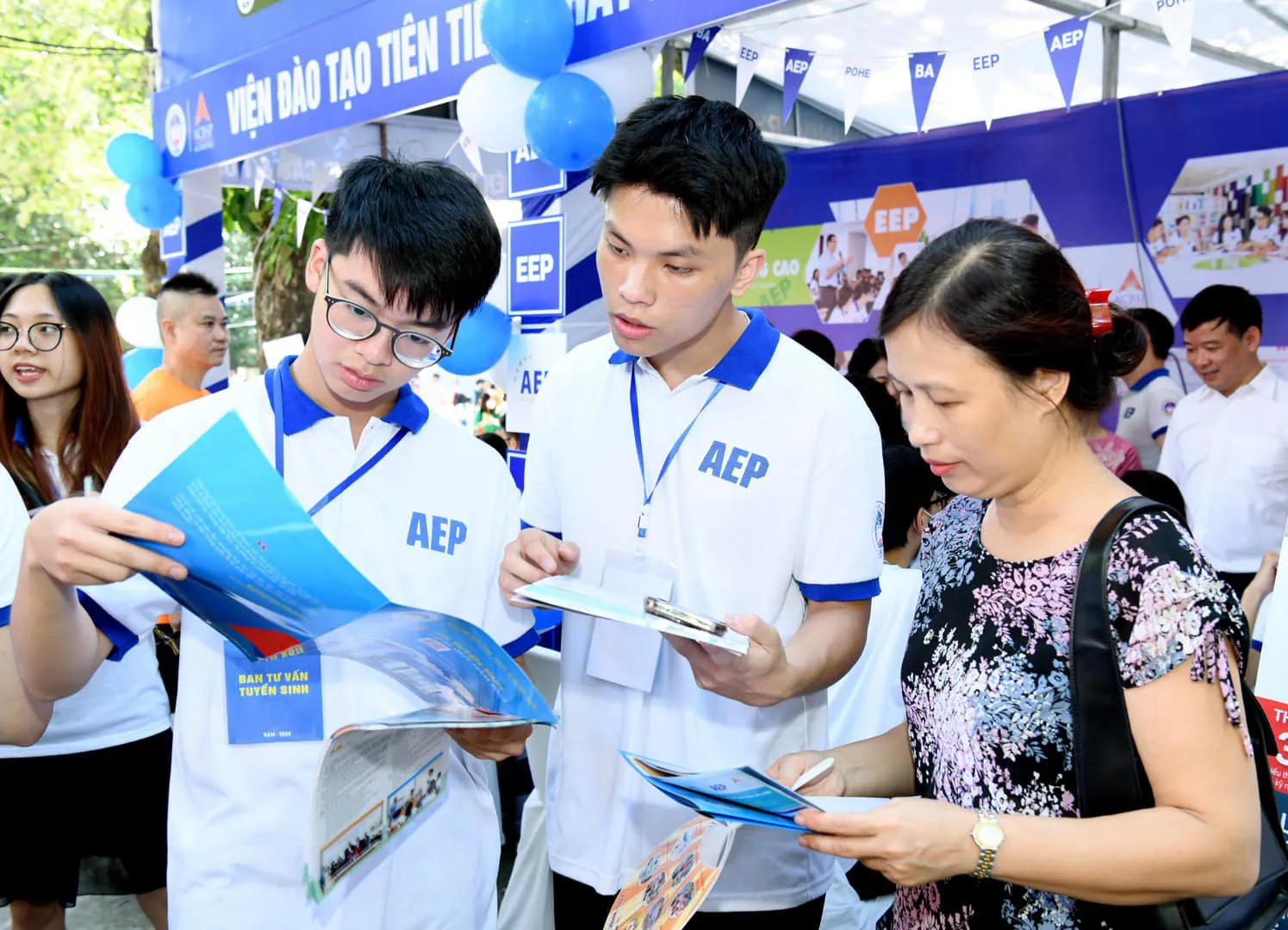 Bảng quy đổi chứng chỉ ngoại ngữ sang thang điểm 10 của các trường đại học hot