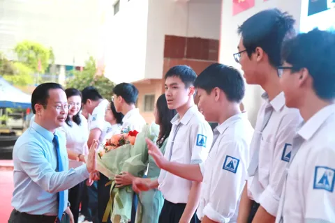 Hà Nội ra mắt 13 đội tuyển dự thi học sinh giỏi quốc gia năm học 2025 – 2026