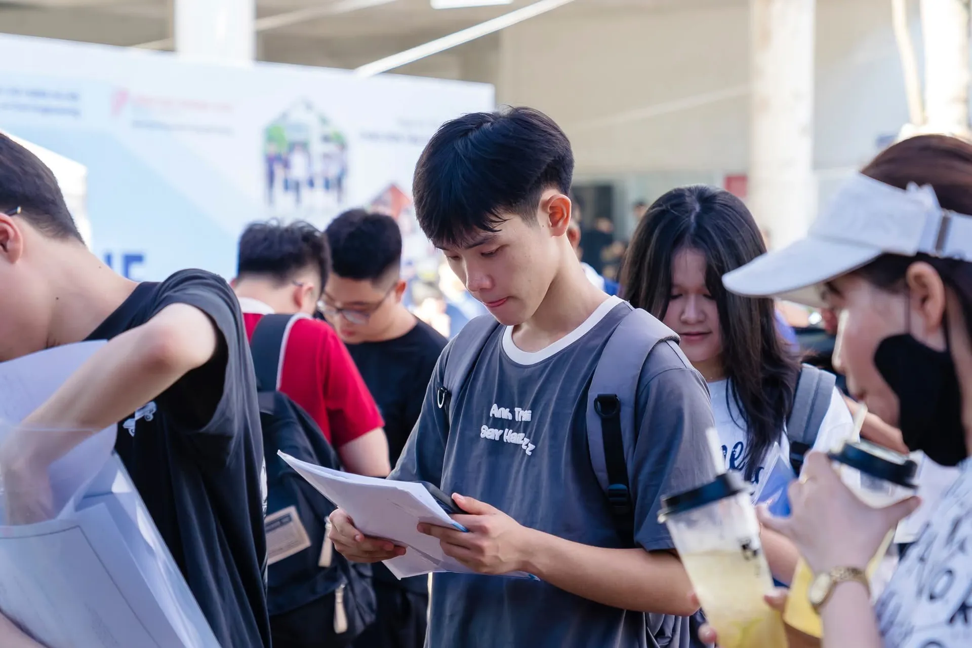 Tuyển sinh 2025: trường tốp, ngành hot khát sinh viên
